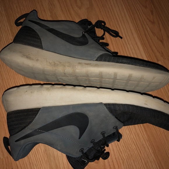 Used Nike Roshe size 11 - Picture 4 of 6